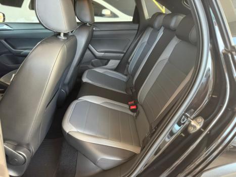VOLKSWAGEN Nivus 1.0 4P FLEX 200 TSI HIGHLINE TURBO AUTOM�TICO, Foto 12