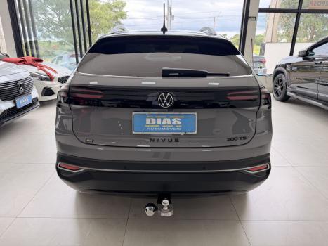 VOLKSWAGEN Nivus 1.0 4P FLEX 200 TSI HIGHLINE TURBO AUTOM�TICO, Foto 4