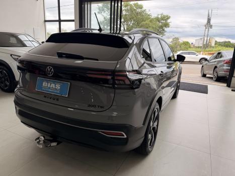 VOLKSWAGEN Nivus 1.0 4P FLEX 200 TSI HIGHLINE TURBO AUTOM�TICO, Foto 6