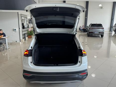 VOLKSWAGEN Nivus 1.0 4P FLEX 200 TSI HIGHLINE TURBO AUTOM�TICO, Foto 15