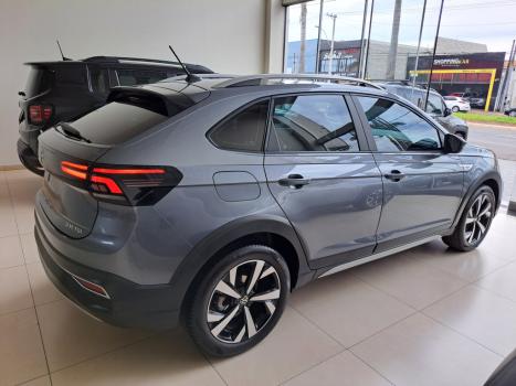 VOLKSWAGEN Nivus 1.0 4P FLEX 200 TSI HIGHLINE TURBO AUTOM�TICO, Foto 4