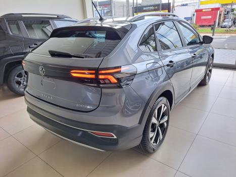 VOLKSWAGEN Nivus 1.0 4P FLEX 200 TSI HIGHLINE TURBO AUTOM�TICO, Foto 9