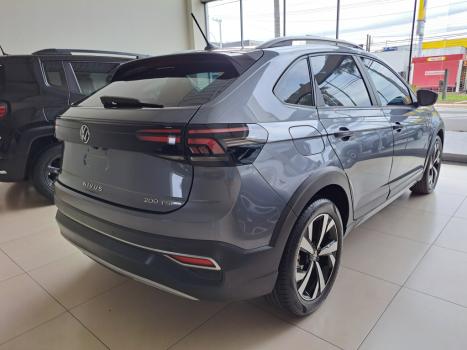 VOLKSWAGEN Nivus 1.0 4P FLEX 200 TSI HIGHLINE TURBO AUTOM�TICO, Foto 13
