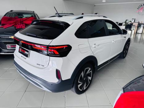 VOLKSWAGEN Nivus 1.0 4P FLEX 200 TSI HIGHLINE TURBO AUTOM�TICO, Foto 8