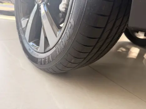 VOLKSWAGEN Nivus 1.0 4P FLEX 200 TSI HIGHLINE TURBO AUTOM�TICO, Foto 11