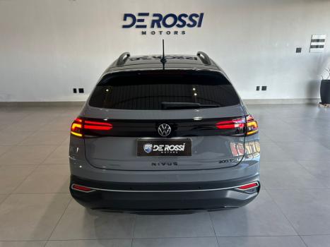 VOLKSWAGEN Nivus 1.0 4P FLEX 200 TSI HIGHLINE TURBO AUTOM�TICO, Foto 14