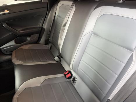 VOLKSWAGEN Nivus 1.0 4P FLEX 200 TSI HIGHLINE TURBO AUTOM�TICO, Foto 7