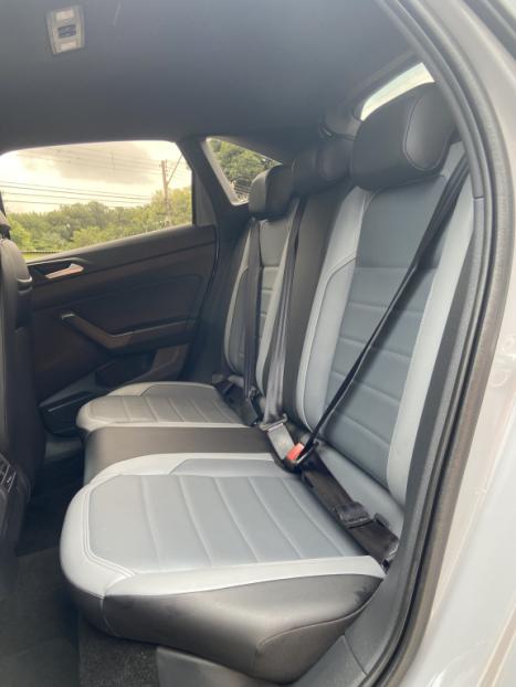 VOLKSWAGEN Nivus 1.0 4P FLEX 200 TSI HIGHLINE TURBO AUTOM�TICO, Foto 8