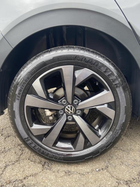 VOLKSWAGEN Nivus 1.0 4P FLEX 200 TSI HIGHLINE TURBO AUTOM�TICO, Foto 4
