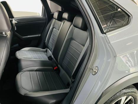 VOLKSWAGEN Nivus 1.0 4P FLEX 200 TSI HIGHLINE TURBO AUTOM�TICO, Foto 8