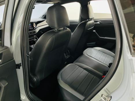 VOLKSWAGEN Nivus 1.0 4P FLEX 200 TSI HIGHLINE TURBO AUTOM�TICO, Foto 10