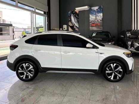VOLKSWAGEN Nivus 1.0 4P FLEX 200 TSI HIGHLINE TURBO AUTOM�TICO, Foto 4