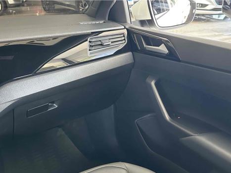 VOLKSWAGEN Nivus 1.0 4P FLEX 200 TSI HIGHLINE TURBO AUTOM�TICO, Foto 17