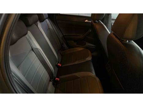 VOLKSWAGEN Nivus 1.0 4P FLEX 200 TSI HIGHLINE TURBO AUTOM�TICO, Foto 9