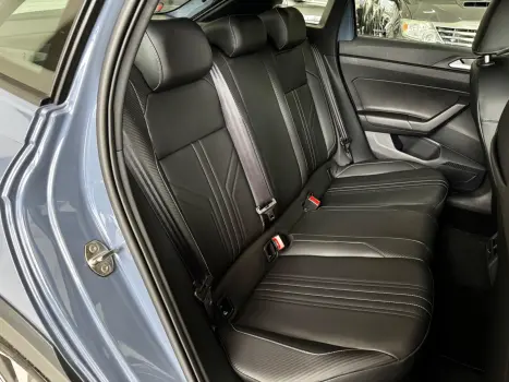 VOLKSWAGEN Nivus 1.0 4P FLEX 200 TSI HIGHLINE TURBO AUTOM�TICO, Foto 9
