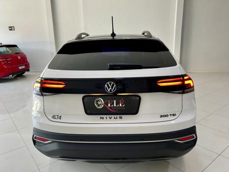 VOLKSWAGEN Nivus 1.0 4P FLEX 200 TSI HIGHLINE TURBO AUTOM�TICO, Foto 5
