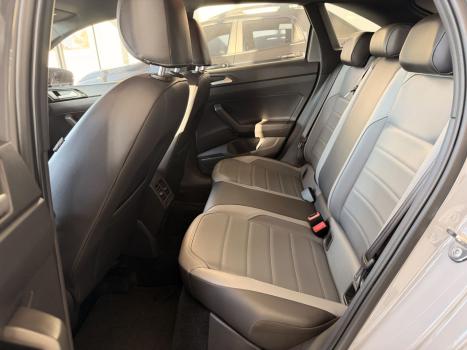 VOLKSWAGEN Nivus 1.0 4P FLEX 200 TSI HIGHLINE TURBO AUTOM�TICO, Foto 10