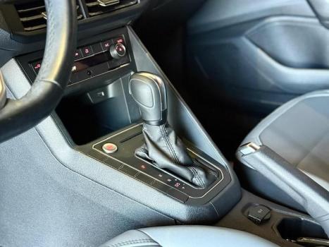 VOLKSWAGEN Nivus 1.0 4P FLEX 200 TSI HIGHLINE TURBO AUTOM�TICO, Foto 19