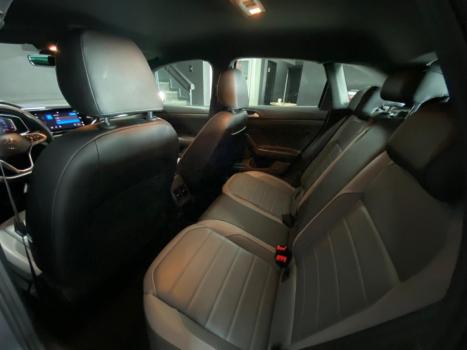 VOLKSWAGEN Nivus 1.0 4P FLEX 200 TSI HIGHLINE TURBO AUTOM�TICO, Foto 19