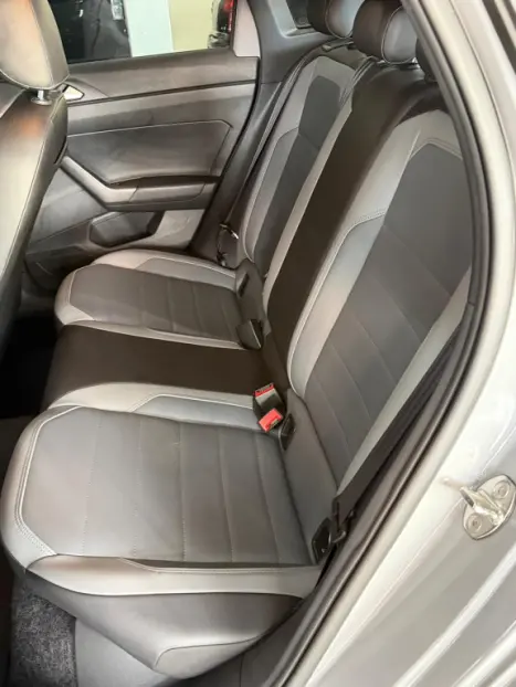 VOLKSWAGEN Nivus 1.0 4P FLEX 200 TSI HIGHLINE TURBO AUTOM�TICO, Foto 11