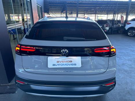 VOLKSWAGEN Nivus 1.0 4P FLEX 200 TSI HIGHLINE TURBO AUTOM�TICO, Foto 4