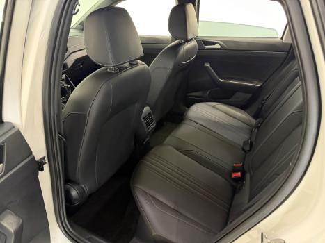 VOLKSWAGEN Nivus 1.0 4P FLEX 200 TSI HIGHLINE TURBO AUTOM�TICO, Foto 8