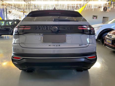 VOLKSWAGEN Nivus 1.0 4P FLEX 200 TSI HIGHLINE TURBO AUTOM�TICO, Foto 4