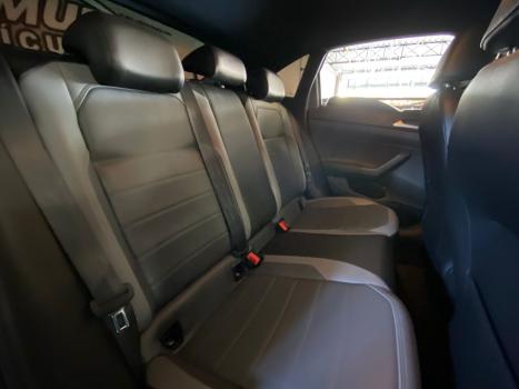 VOLKSWAGEN Nivus 1.0 4P FLEX 200 TSI HIGHLINE TURBO AUTOM�TICO, Foto 13