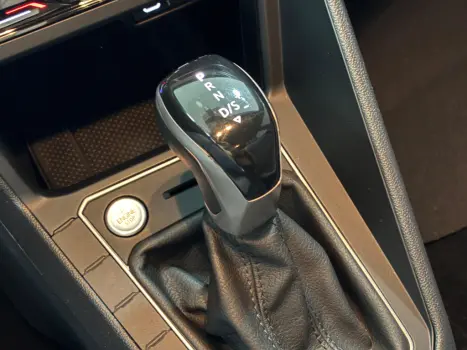 VOLKSWAGEN Nivus 1.0 4P FLEX 200 TSI SENSE TURBO AUTOM�TICO, Foto 18