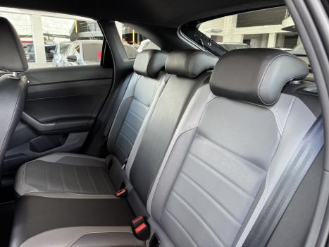 VOLKSWAGEN Nivus 1.0 4P FLEX 200 TSI HIGHLINE TURBO AUTOM�TICO, Foto 10