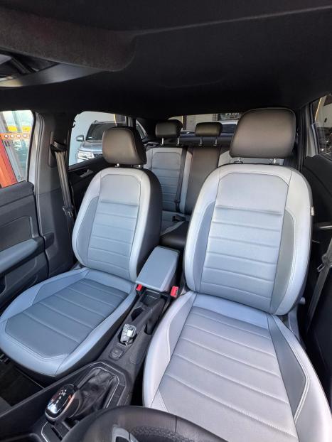 VOLKSWAGEN Nivus 1.0 4P FLEX 200 TSI HIGHLINE TURBO AUTOM�TICO, Foto 6