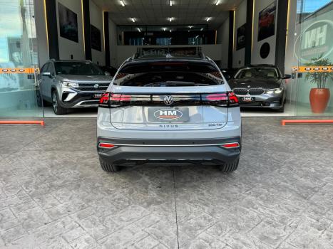 VOLKSWAGEN Nivus 1.0 4P FLEX 200 TSI HIGHLINE TURBO AUTOM�TICO, Foto 12