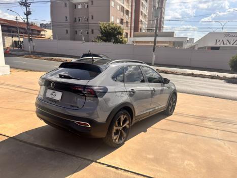 VOLKSWAGEN Nivus 1.0 4P FLEX 200 TSI HIGHLINE TURBO AUTOM�TICO, Foto 7