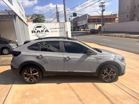 VOLKSWAGEN Nivus 1.0 4P FLEX 200 TSI HIGHLINE TURBO AUTOM�TICO, Foto 8