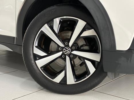 VOLKSWAGEN Nivus 1.0 4P FLEX 200 TSI HIGHLINE TURBO AUTOM�TICO, Foto 2