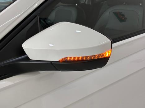 VOLKSWAGEN Nivus 1.0 4P FLEX 200 TSI HIGHLINE TURBO AUTOM�TICO, Foto 5