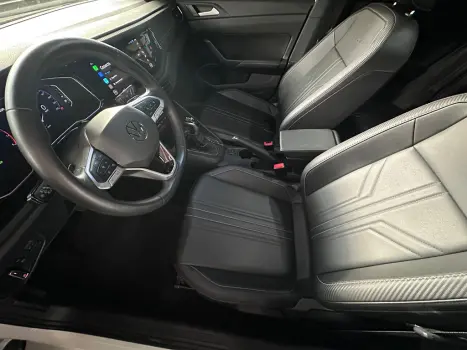 VOLKSWAGEN Nivus 1.0 4P FLEX 200 TSI HIGHLINE TURBO AUTOM�TICO, Foto 3