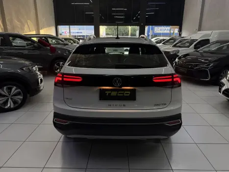 VOLKSWAGEN Nivus 1.0 4P FLEX 200 TSI HIGHLINE TURBO AUTOM�TICO, Foto 9