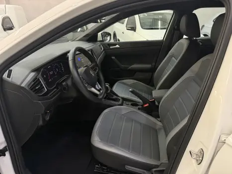 VOLKSWAGEN Nivus 1.0 4P FLEX 200 TSI HIGHLINE TURBO AUTOM�TICO, Foto 23