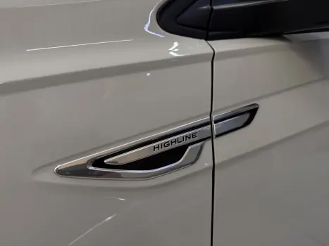 VOLKSWAGEN Nivus 1.0 4P FLEX 200 TSI HIGHLINE TURBO AUTOM�TICO, Foto 35
