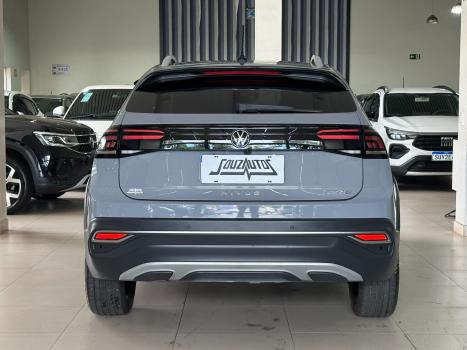 VOLKSWAGEN Nivus 1.0 4P FLEX 200 TSI HIGHLINE TURBO AUTOM�TICO, Foto 4