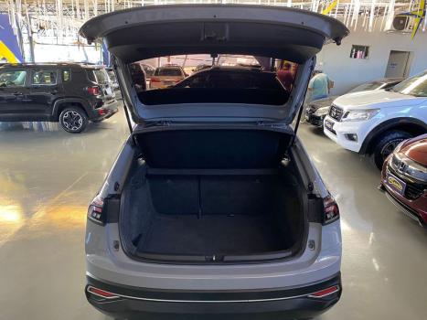 VOLKSWAGEN Nivus 1.0 4P FLEX 200 TSI HIGHLINE TURBO AUTOM�TICO, Foto 5