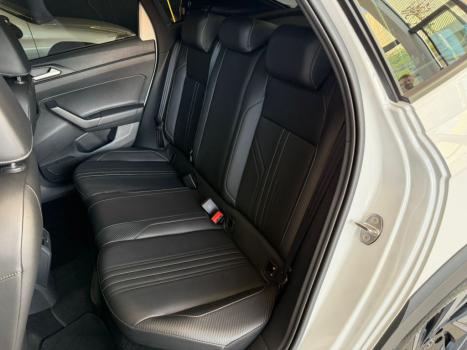 VOLKSWAGEN Nivus 1.0 4P FLEX 200 TSI HIGHLINE TURBO AUTOM�TICO, Foto 14