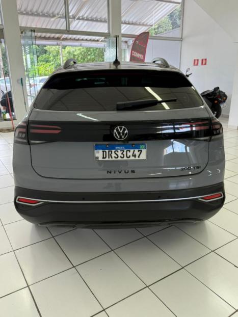 VOLKSWAGEN Nivus 1.0 4P FLEX 200 TSI LAUNCHING EDITION TURBO AUTOM�TICO, Foto 2