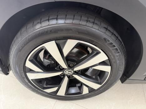 VOLKSWAGEN Nivus 1.0 4P FLEX 200 TSI HIGHLINE TURBO AUTOM�TICO, Foto 12
