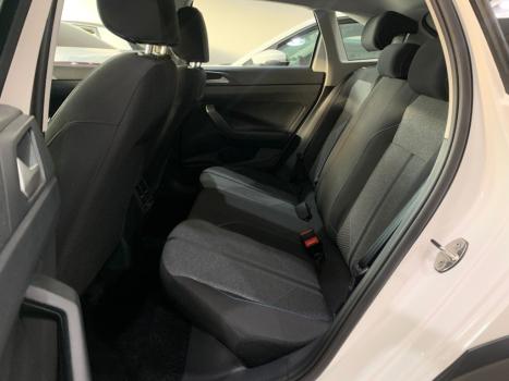 VOLKSWAGEN Nivus 1.0 4P FLEX 200 TSI COMFORTLINE TURBO AUTOM�TICO, Foto 12