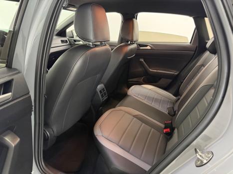 VOLKSWAGEN Nivus 1.0 4P FLEX 200 TSI HIGHLINE TURBO AUTOM�TICO, Foto 7