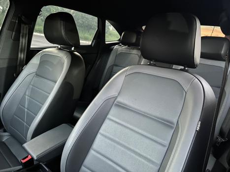 VOLKSWAGEN Nivus 1.0 4P FLEX 200 TSI HIGHLINE TURBO AUTOM�TICO, Foto 14