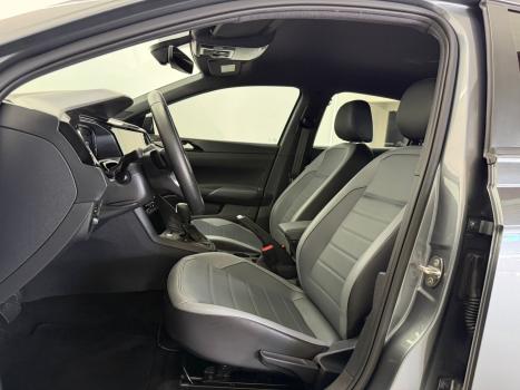 VOLKSWAGEN Nivus 1.0 4P FLEX 200 TSI HIGHLINE TURBO AUTOM�TICO, Foto 6