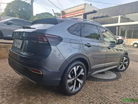 VOLKSWAGEN Nivus 1.0 4P FLEX 200 TSI HIGHLINE TURBO AUTOM�TICO, Foto 3